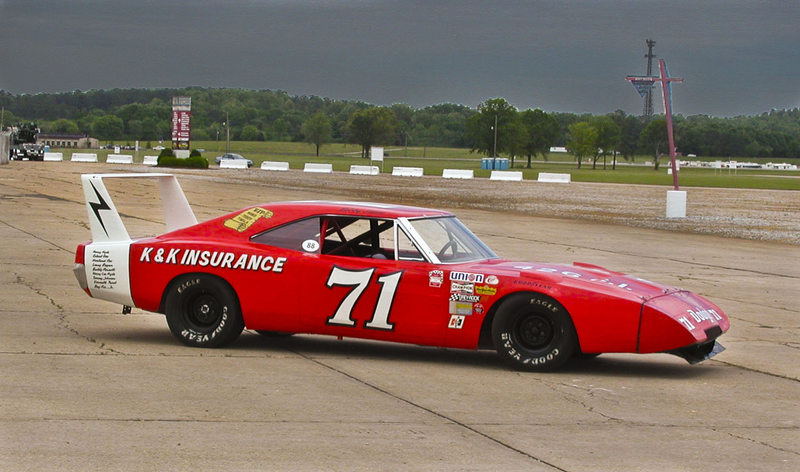Illustration for article titled How a NASCAR driver set 28 speed records with a banned car and lots of beer
